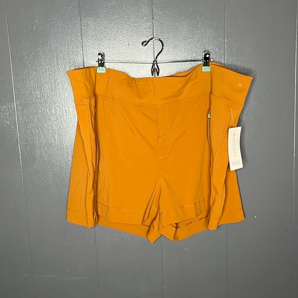 Athleta Trekkie North Shorts size 26 - Picture 2 of 12